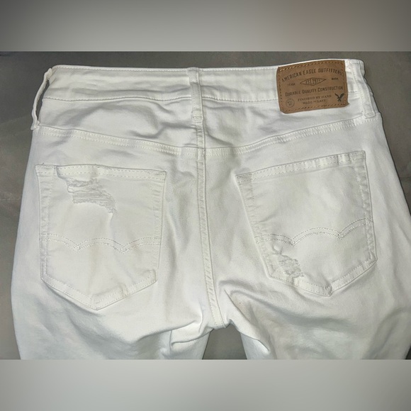 American Eagle Men’s White Distressed Jeans - Picture 3 of 6